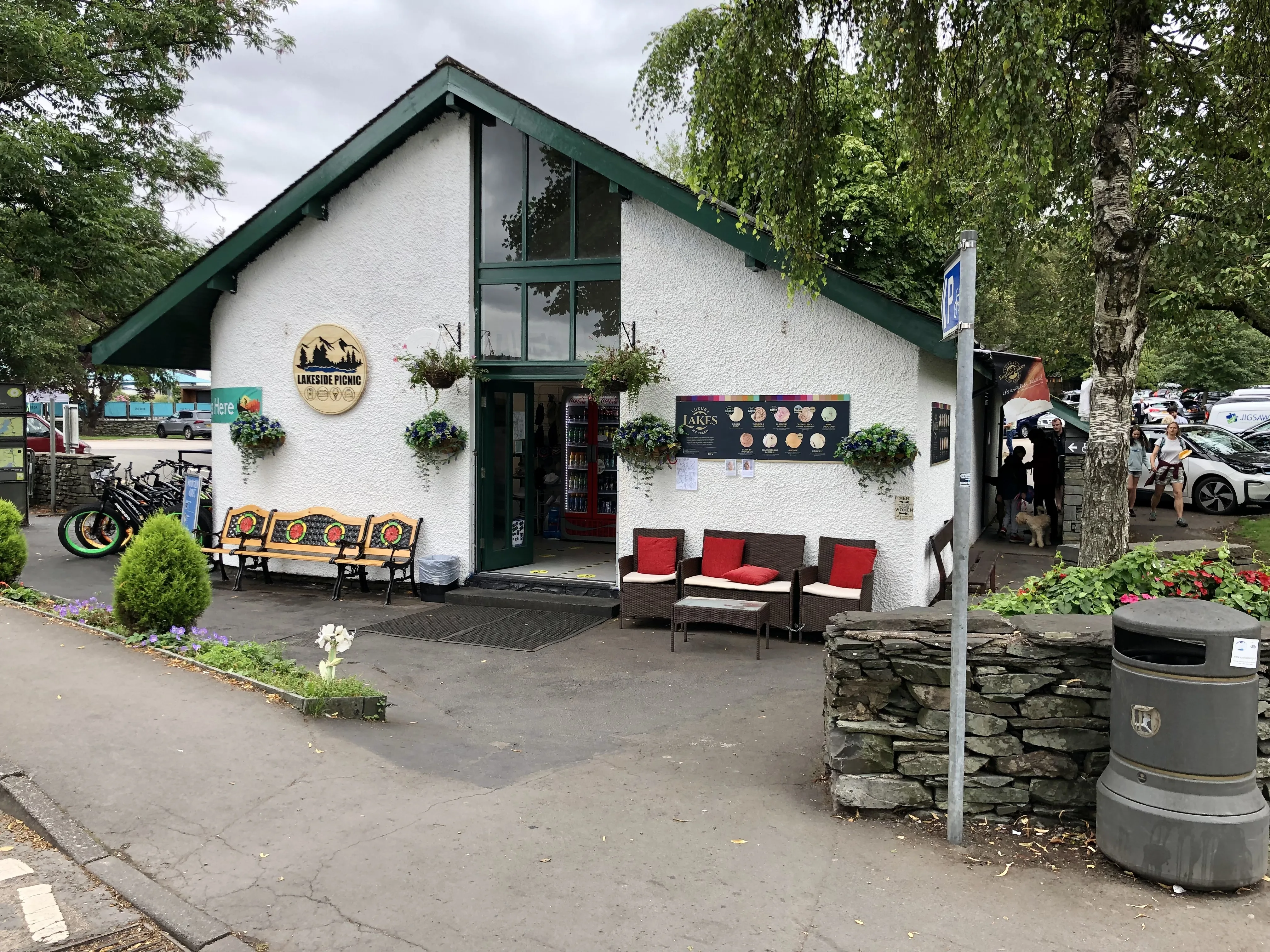 The Lakeside Picnic shop in Waterhead